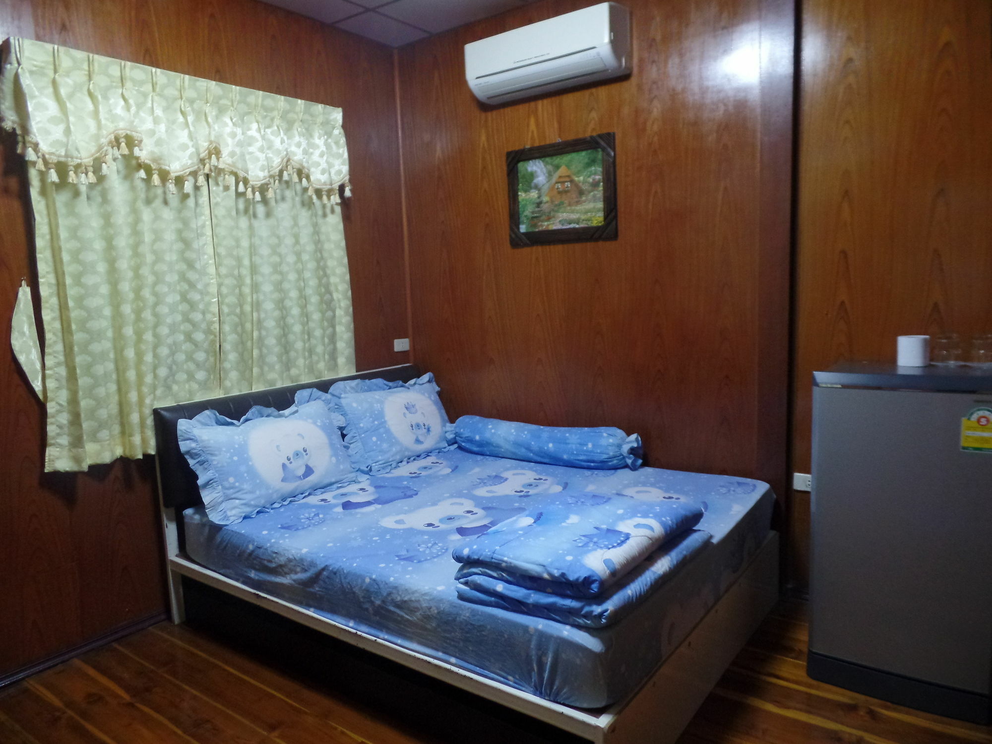 Ban Mae Arom Apartment Амфава Екстериор снимка